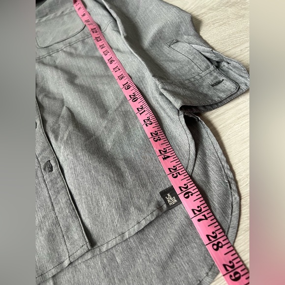 The North Face XS / TP button down long sleeve Shirt shade of grey - Picture 11 of 11